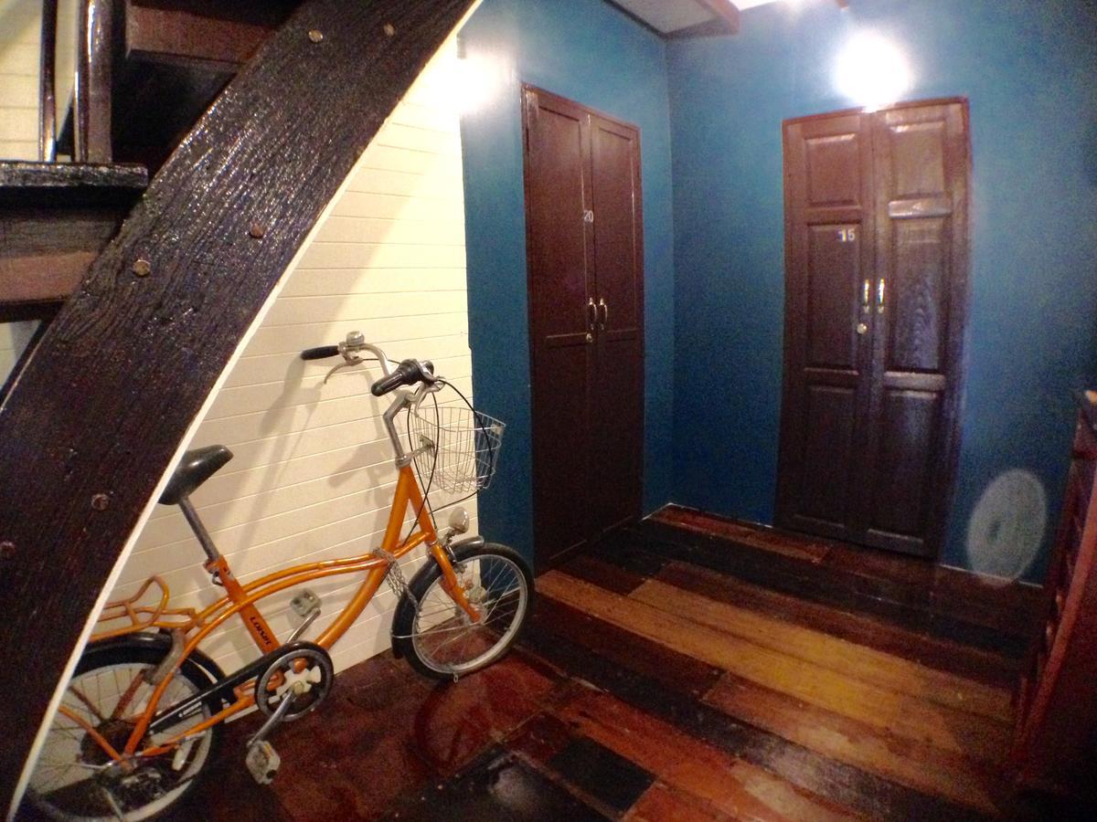 Viman Guesthouse Bangkok Exterior foto